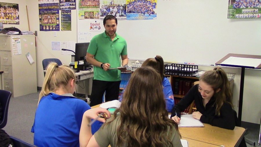 AP Spanish 4 Teacher Carlos Rojas reviewing a recent lesson. 
